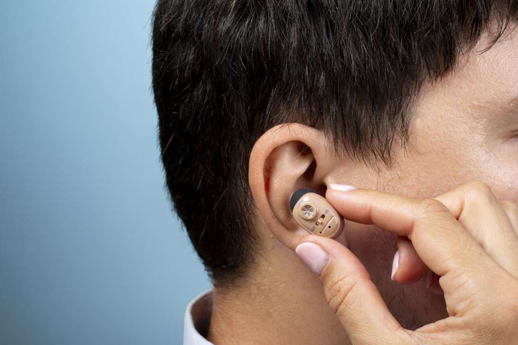 invisiable hearing aid